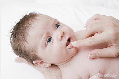 宝宝皮肤干燥怎么防止过敏,宝宝冬季怎么防止屋里干燥