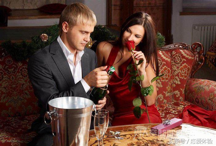 怎么在网上聊天撩妹,网上撩妹聊天怎么聊