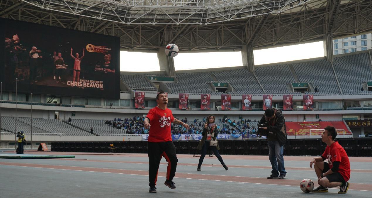 花式足球秀完整视频,史上最强中场秀