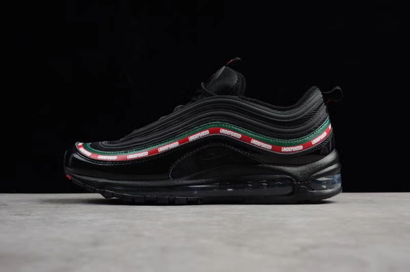 nikeairmax97银子弹值得入手吗 (nikeairmax97不败黑子弹价格)