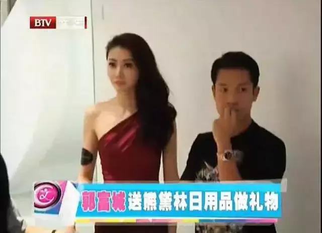 秋瓷炫告诉老公自己怀孕了的视频两人都笑哭了！女星孕相原来都……