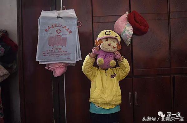 尘肺病人周志军：儿子用过的二手吸氧机如今传给了他｜图片故事