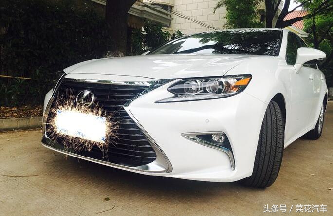 雷克萨斯30万提车,33万雷克萨斯