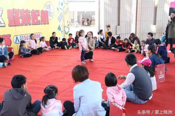 足球要从娃娃抓起不能随便放弃,足球要从娃娃抓起老报纸