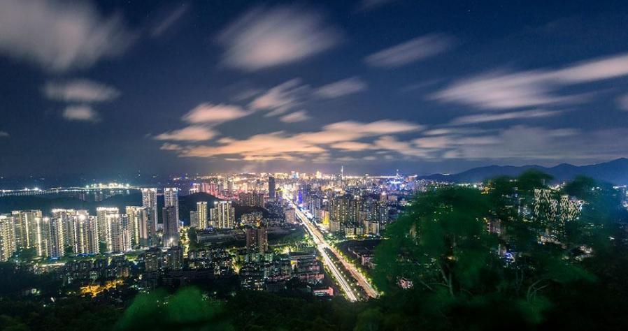 “幸福之城”珠海火车站