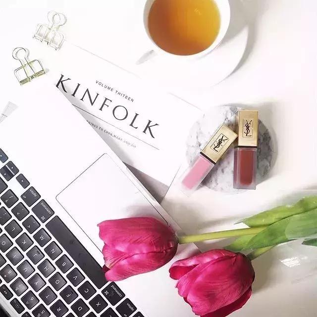 超火姨妈色口红不选肤色又显白,姨妈色口红显白吗