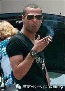 盘点足坛老烟枪,足坛烟民