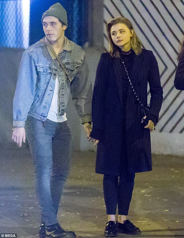 布鲁克林和小贝的恋情,布鲁克林贝克汉姆恋爱