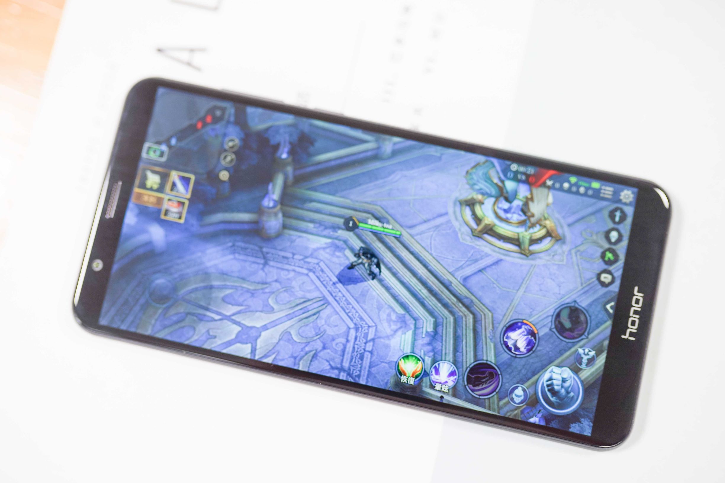 荣耀畅玩7x是全面屏吗,荣耀畅玩7x全面屏