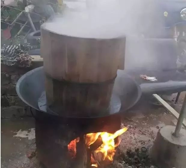 又到一年酒香四溢时，我们一起来蒸甜酒糟吧！