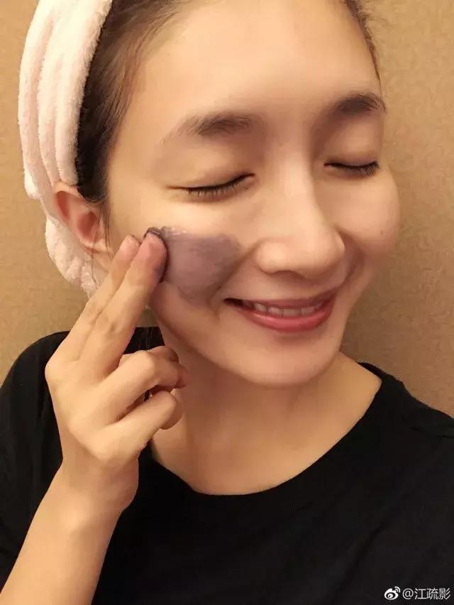 孙怡素颜被吐槽没有董子健白 (李沁的素颜和孙怡的素颜)