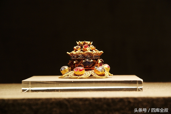 明定陵出土3000多件宝物,明代王爷陵墓出土珍宝