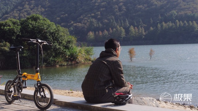 不用戴进耳朵的耳机传音好吗,不用戴耳朵的蓝牙耳机