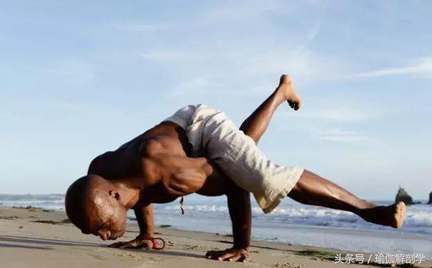 运动员为什么要练瑜伽,为什么运动员都去练瑜伽