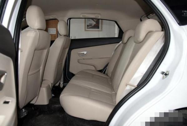 3-5万紧凑型车就给朋友推荐这几款,3到5万的车有哪些品牌