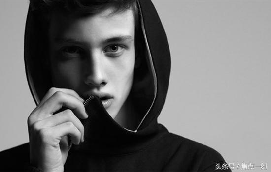 男士眉毛雾眉怎么画自然,男士眉毛如何画得自然