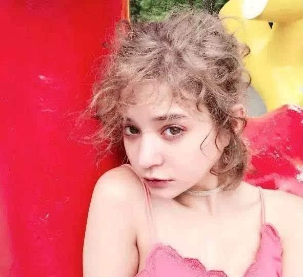 所有脸型缺陷都适合剪的刘海,想剪刘海但不知道什么刘海最合适