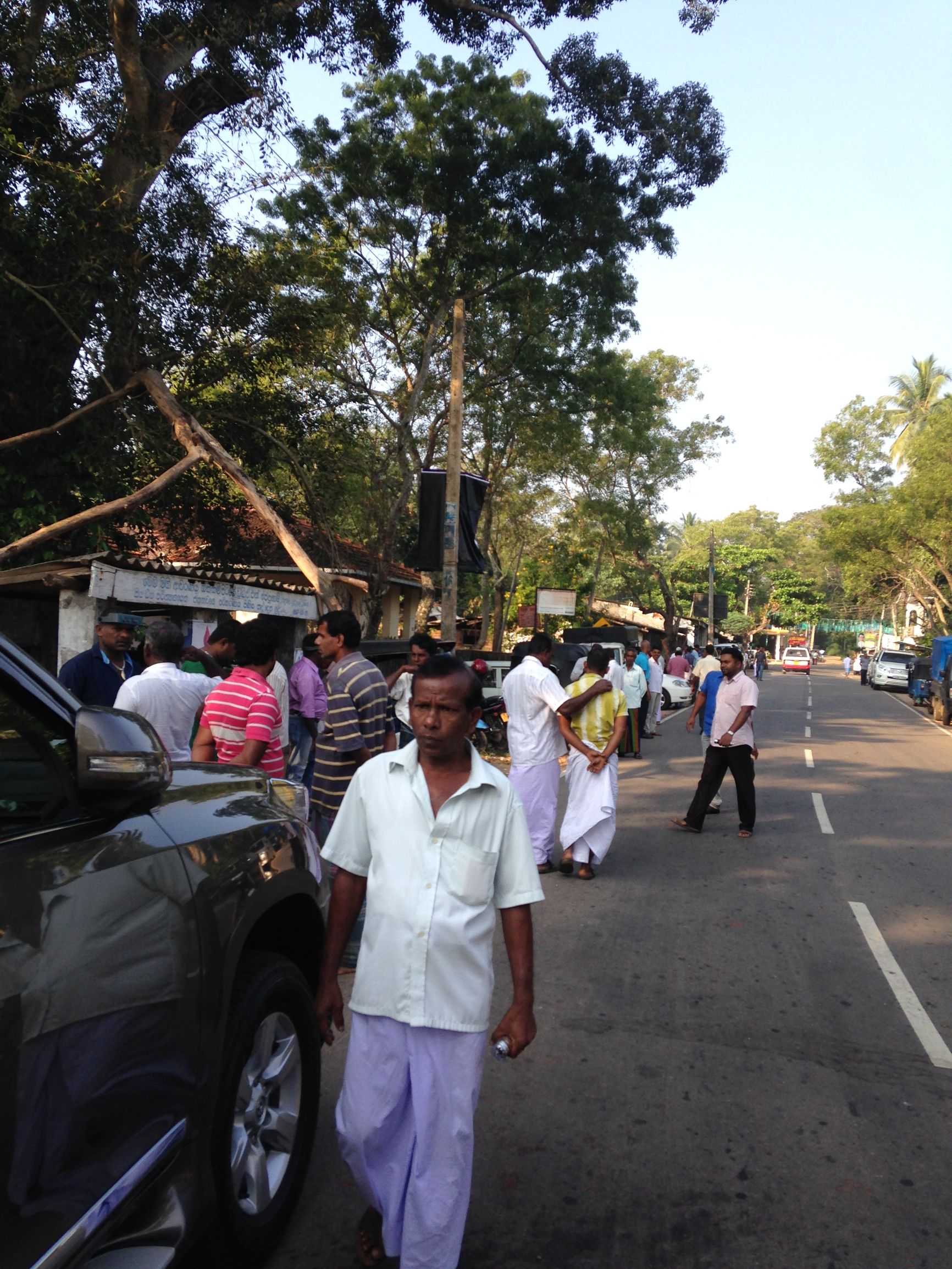 去斯里兰卡买蓝宝石注意事项,怎么看斯里兰卡蓝宝石