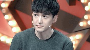 胡歌为什么拍戏唱主题曲,胡歌为什么演什么都能火