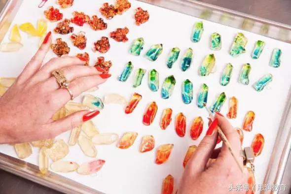 那些记忆深刻的童年糖果,童年令人难忘的8种糖果零食