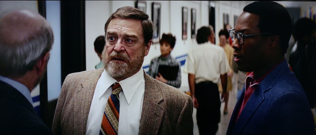 2000元左右性价比高液晶电视推荐,2000价位性价比最好的电视推荐