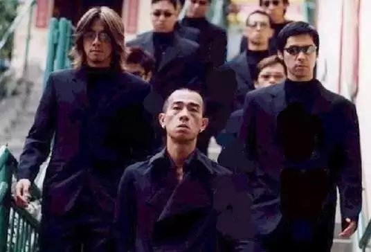 陈小春心疼儿子,陈小春心疼弟弟