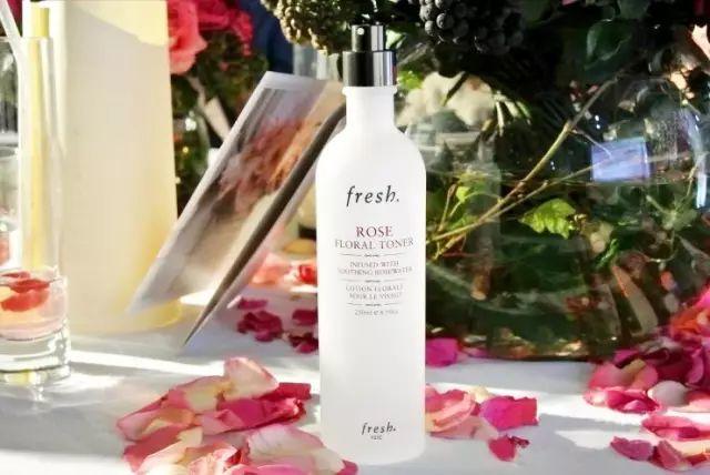 喷雾补水和面膜一样么,喷雾补水和原液补水哪个好一些