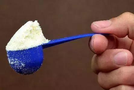 一段奶粉和二段奶粉哪个更长肉,一段奶粉和二段哪个营养高