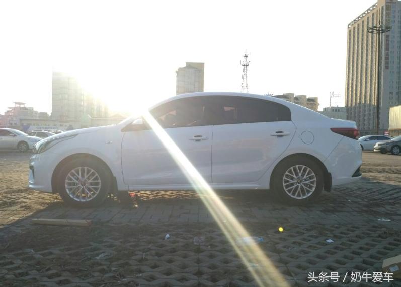 起亚k2自动挡汽车值得买吗,起亚k2最高配自动挡