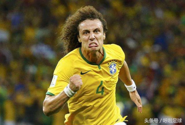 十大最强足球球星伊布,长发飘逸足球