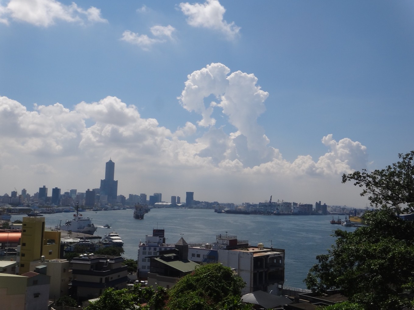 台湾环岛游15天跟团,台湾高雄六合夜市