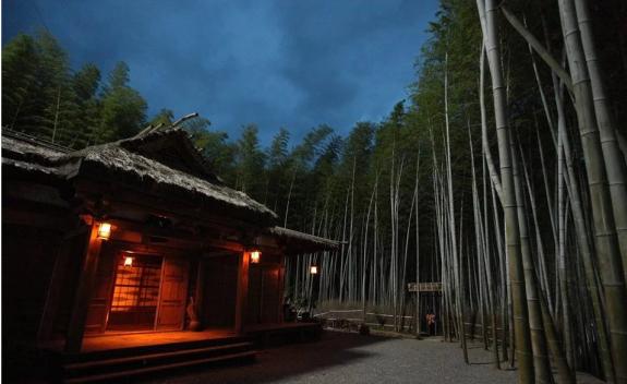 砸钱3亿、戏骨出演，8.5分《海上牧云记》为什么不被看好？