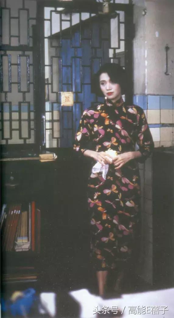 章子怡无滤镜无美颜老态,40岁的章子怡皮肤仍然紧致白皙