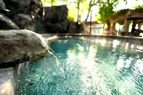 北京最好天然温泉度假村前十名,北京春晖园温泉度假村