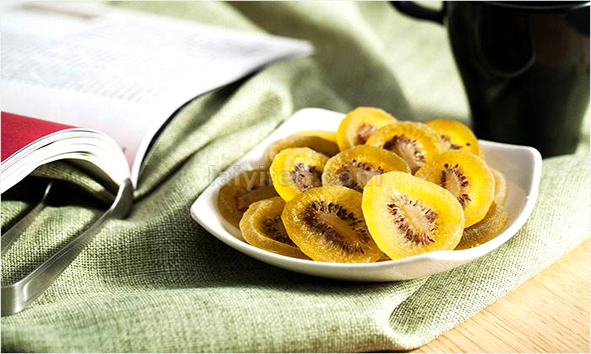 每天大量吃零食对身体的危害,吃零食怎么戒掉垃圾食品