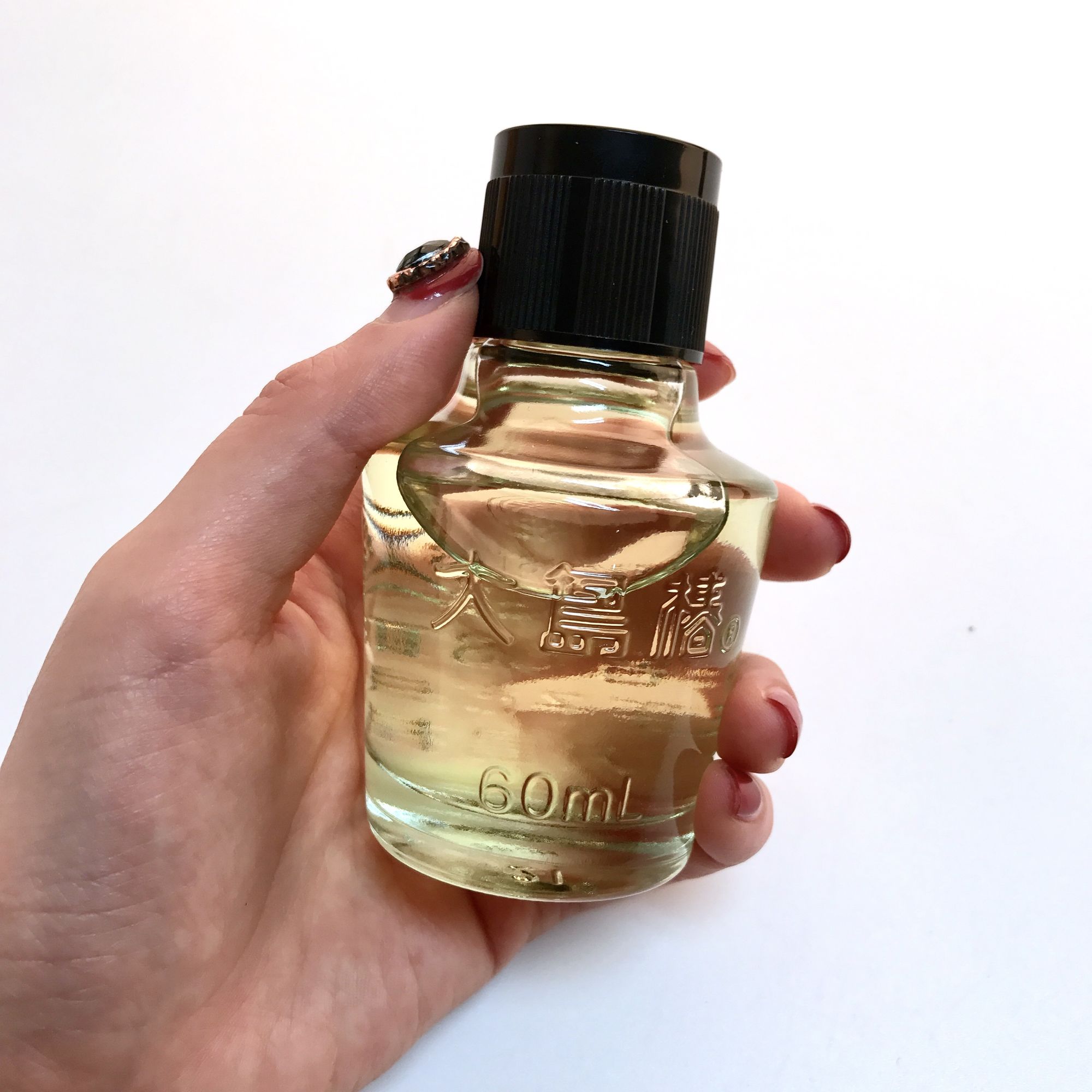 卷发适合用的护发精油推荐 (护发精油推荐排行榜前十名)