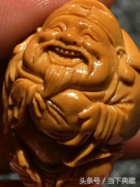 橄榄核老油核手串价格,橄榄核手串油核包浆快吗