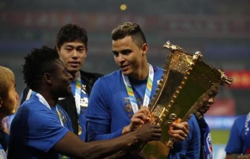 翻不太动的空翻小子马丁斯，来中超绝非养老，不做第二个卡隆