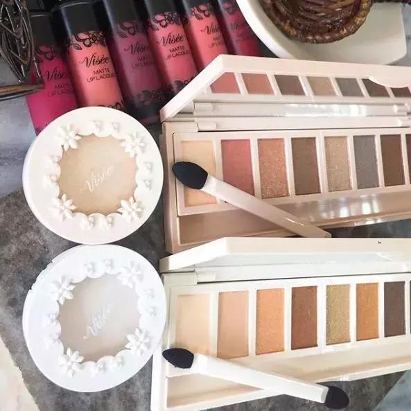 今年的圣诞限定真的太绝了,最火的圣诞限定