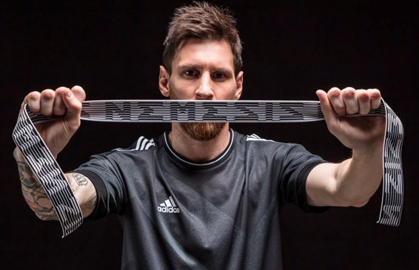 哪款足球鞋质量好不开胶,最适合亚洲脚型的足球鞋推荐