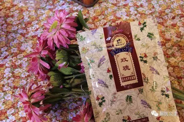 早起敷一片“花卉水早安面膜”让肌肤白到反光~