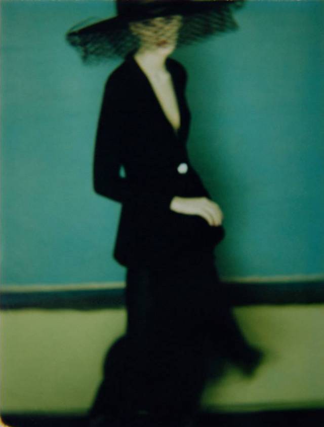 拍照手抖,拍照手抖拍出来的照片