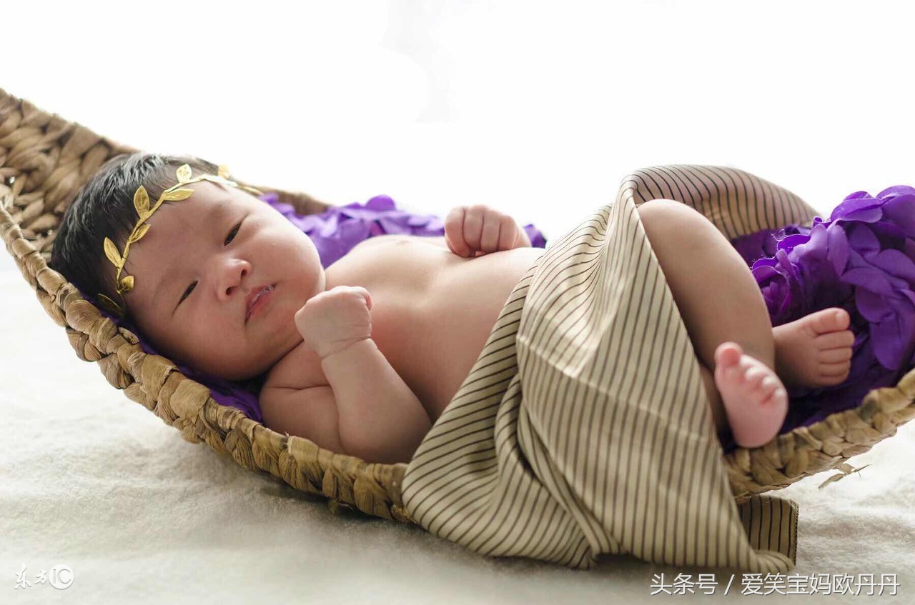 准备胎宝宝的用品,孕妈小孩出生必备的用品