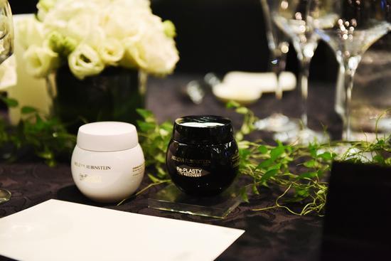 用最贵的护肤品熬最深的夜的说说,用最贵的护肤品熬最深的夜小品