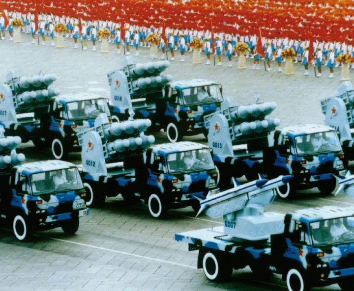 除了东风快递,我们还有红旗盾牌!纪念中国空天防御事业创建60年