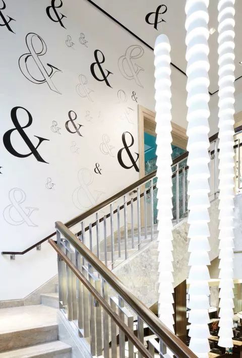 Tiffany都开餐厅了，已被这些奢侈大牌掏空