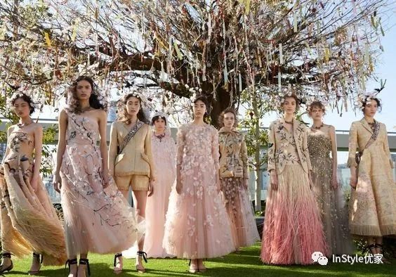 pantone公布的2018的流行色,pantone发布2018年流行色