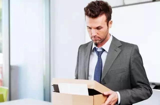 如何能更好的辞退员工,胡华成事件