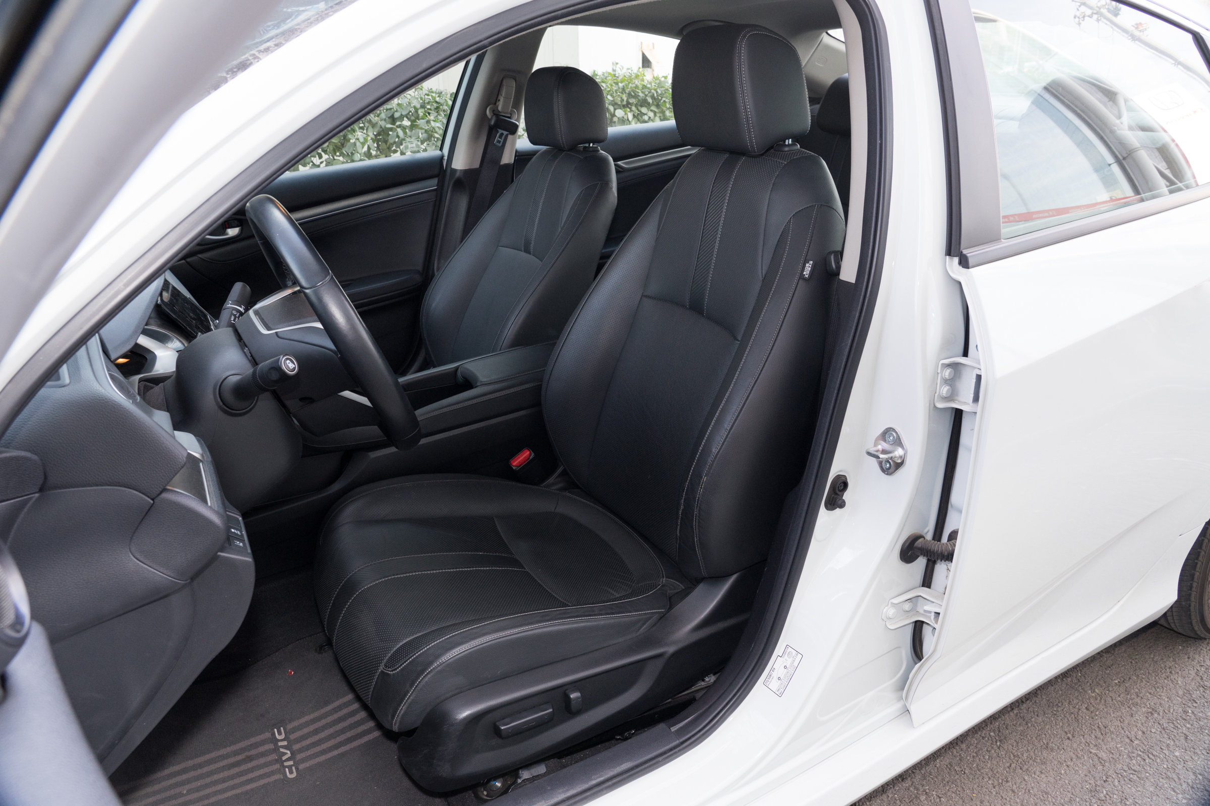 毒辣车评视频本田思域,博主说车2017年的本田思域