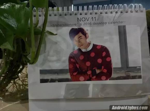 暗！暗！太暗！手机拍照太暗怎么解决？